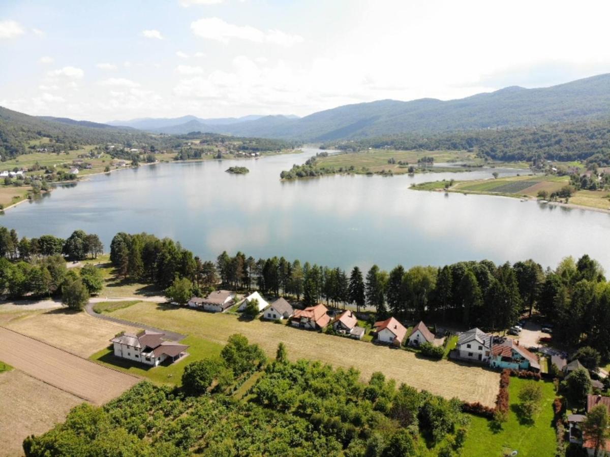 Vila Kosjenka On Lake Sabljaci Ogulin Exterior foto